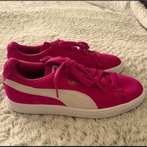 Puma pink suede shoes. Women’s size 7.5.